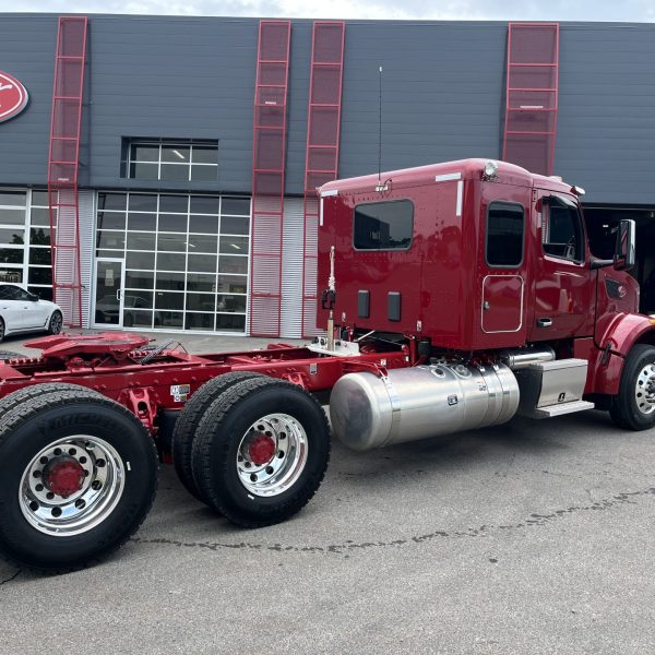 Peterbilt 567 automatique