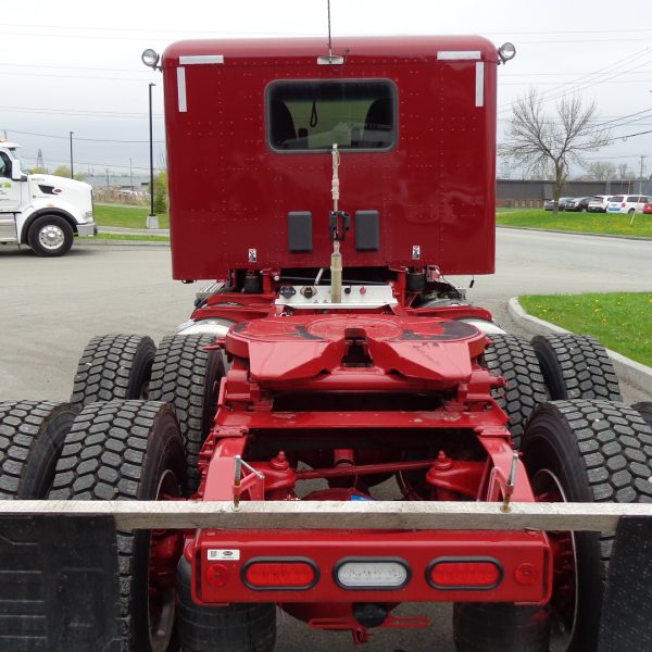 Peterbilt 567 automatic