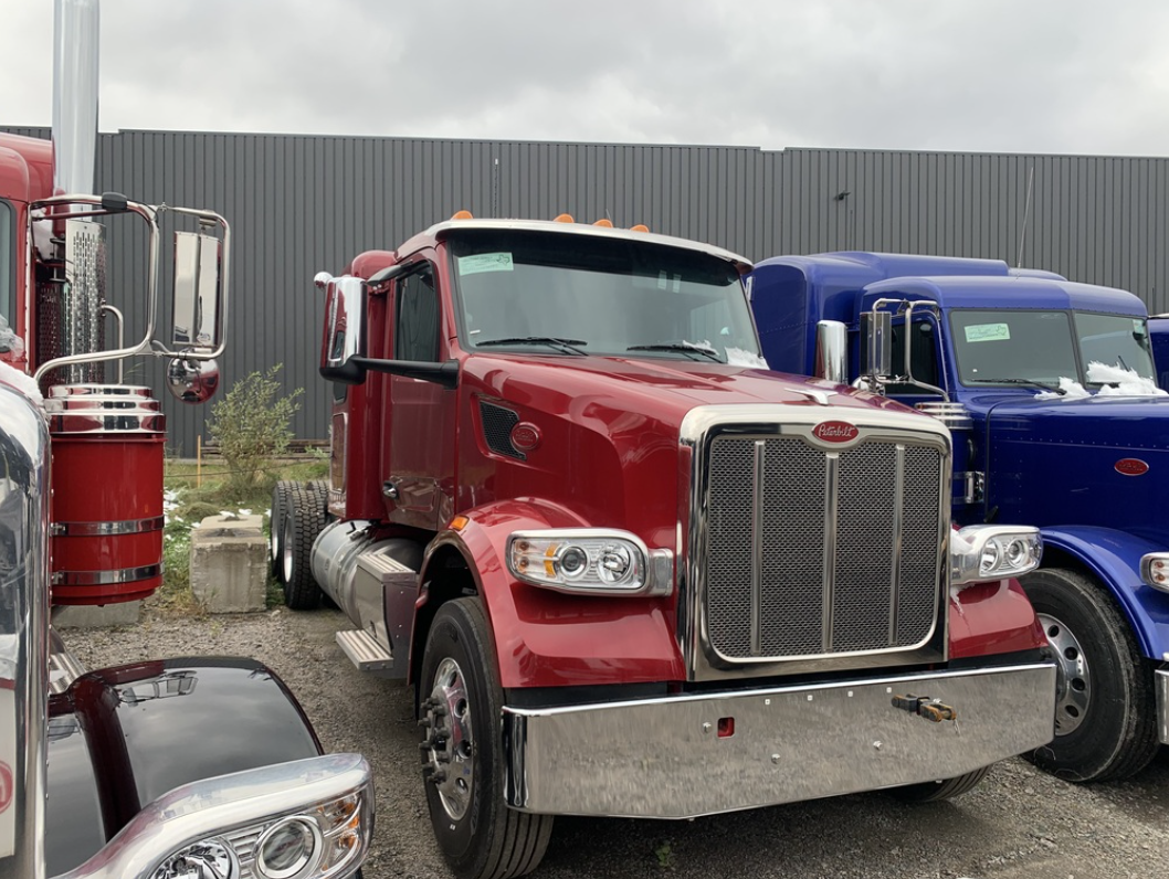 Peterbilt 567 automatic TransDiff
