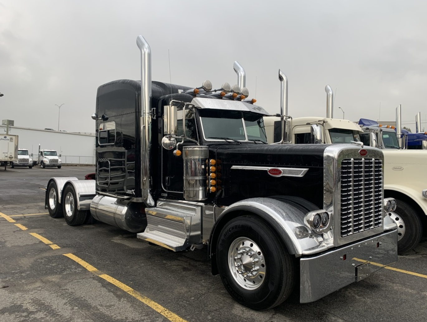 Peterbilt 389X-1