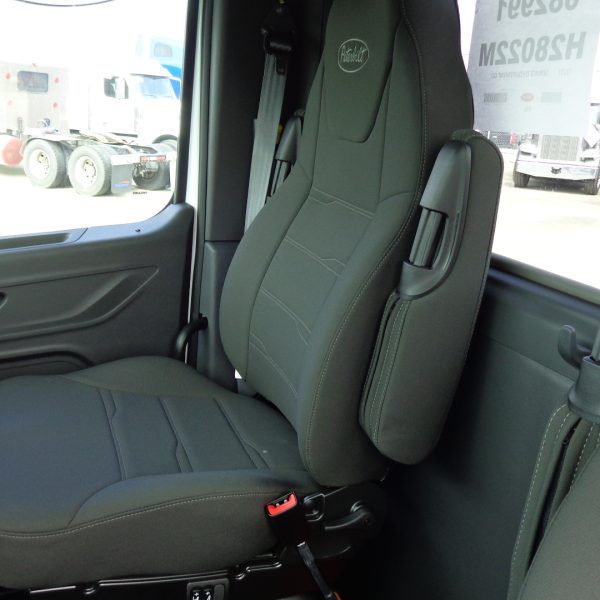 Peterbilt 548 camion pour plateforme