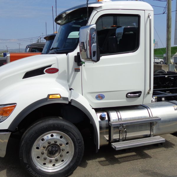 Peterbilt 548 camion pour plateforme