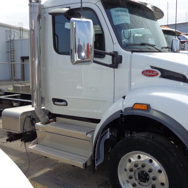 Peterbilt 548 camion pour plateforme