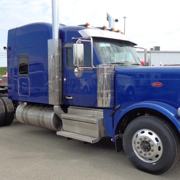 Peterbilt 589 Bleu