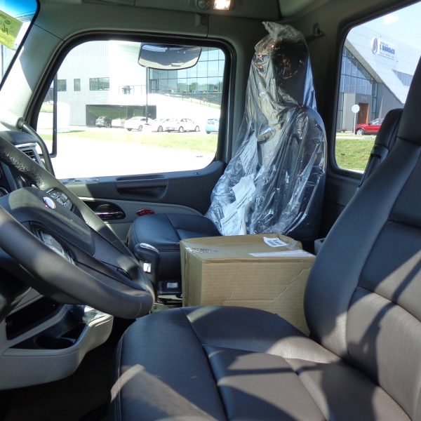 Peterbilt 589 Fardier 2025 truck
