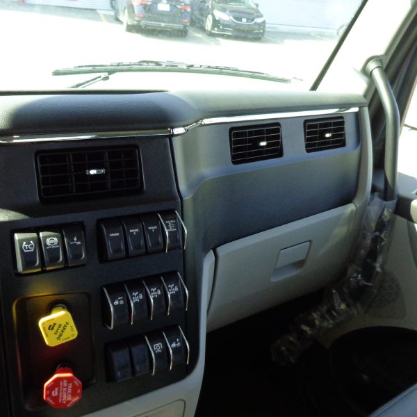 Peterbilt 589 Fardier 2025 truck