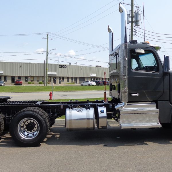 2025 Peterbilt 567 16 x 46,000 lbs FULL LOCK