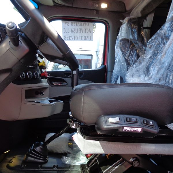 2025 Peterbilt 589