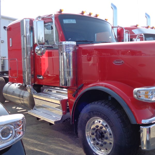 2025 Peterbilt 589
