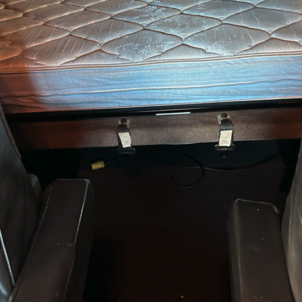 2019 Kenworth W900B