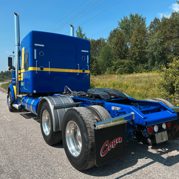 2019 Kenworth W900B