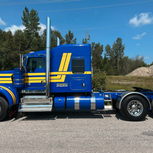 2019 Kenworth W900B