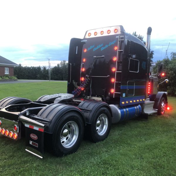 2020 Peterbilt 389 UN SEUL PROPRIO