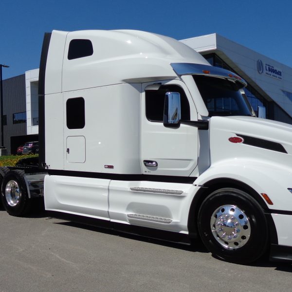 2026 Peterbilt 579 VERY COMPETITIVE PRICE, 3 AVAILABLE
