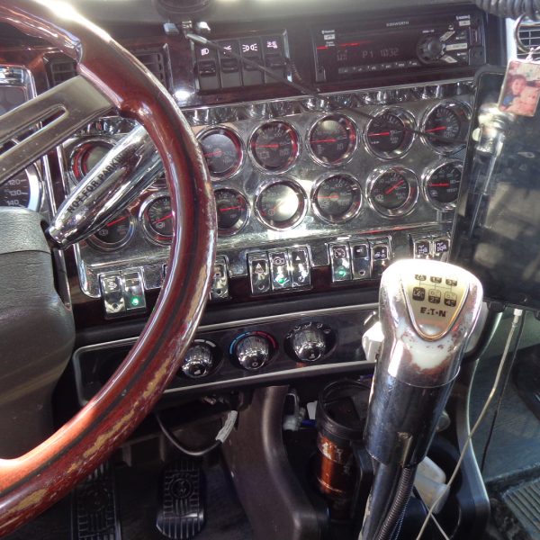 2020 Kenworth W900L 46,000 LBS NEWAY ADZ 246