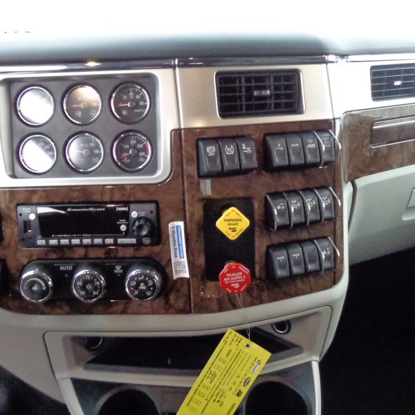 2025 Peterbilt 589 super 40, trans, automatique 18 vitesses