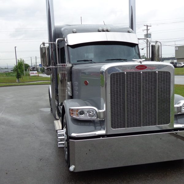 2025 Peterbilt 589 super 40, trans, automatique 18 vitesses