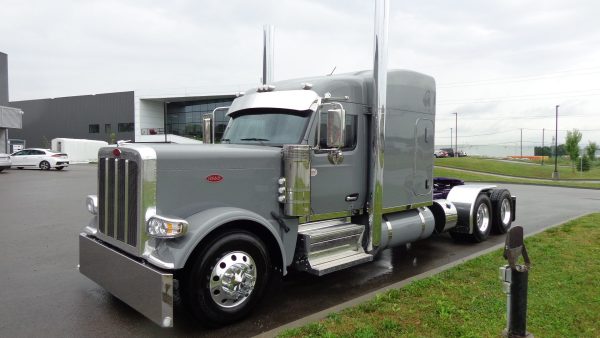 2025 Peterbilt 589 super 40, trans, automatique 18 vitesses