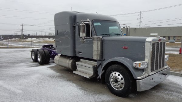 2025 Peterbilt 589 super 40, trans, automatique 18 vitesses
