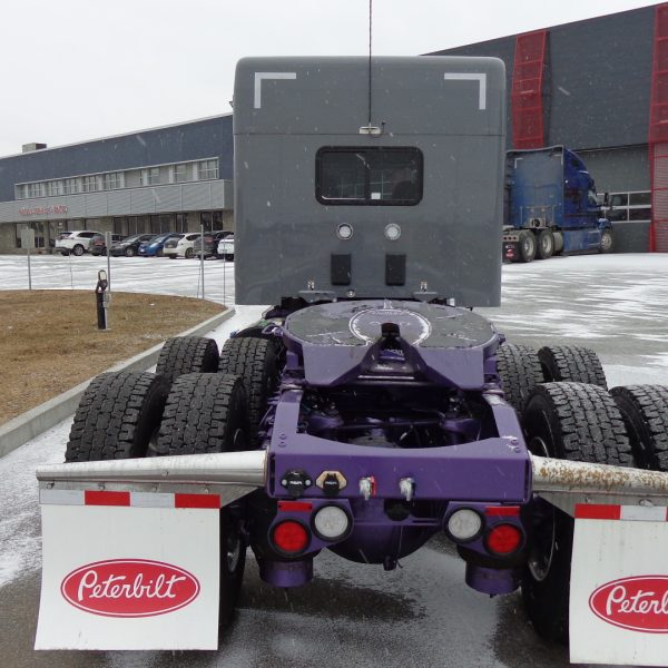 2025 Peterbilt 589 super 40, trans, automatique 18 vitesses