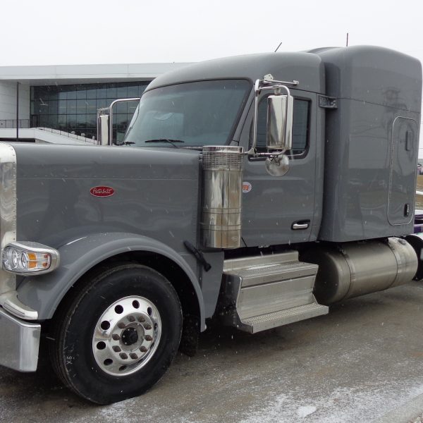 2025 Peterbilt 589 super 40, trans, automatique 18 vitesses