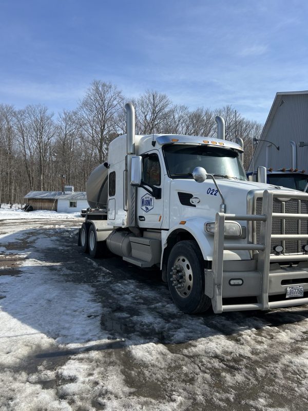 Peterbilt 567 2018 (capot 121")