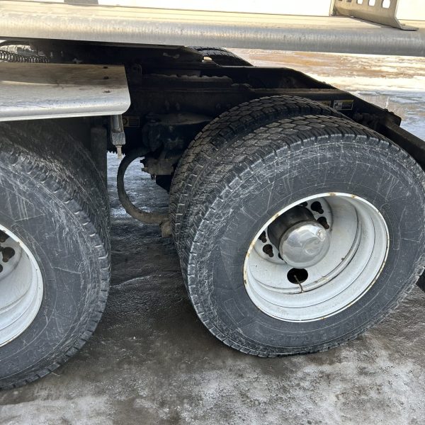 Peterbilt 567 2018 (capot 121")