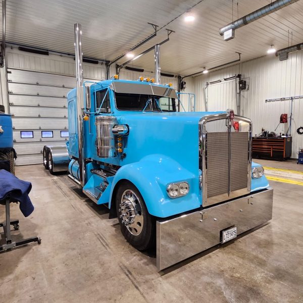 Kenworth W900_