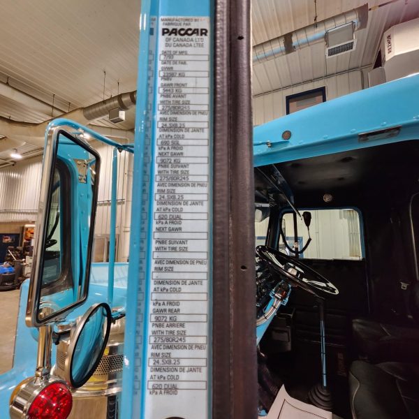 Kenworth W900_7