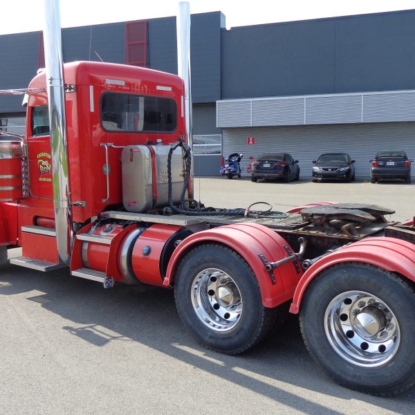 Peterbilt 389 2021