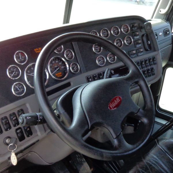 Peterbilt 389 2021