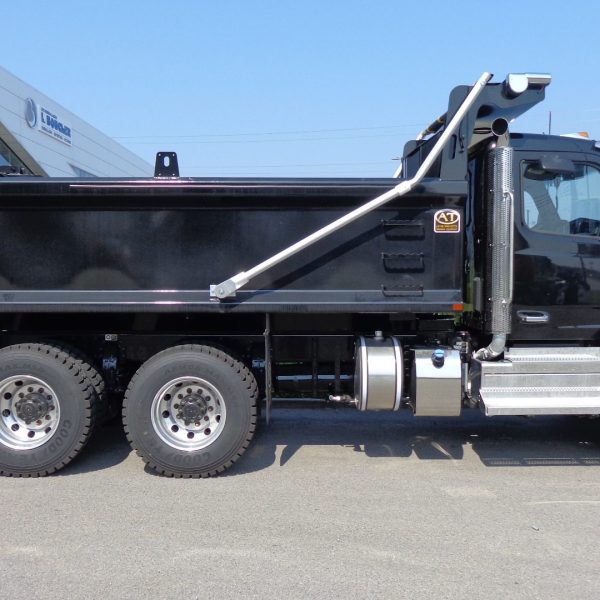 2026 Peterbilt 548 Truck