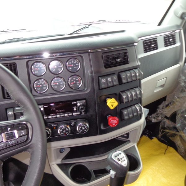 2026 Peterbilt 589 – 14,600 x 46,000 lbs – Multiple units available