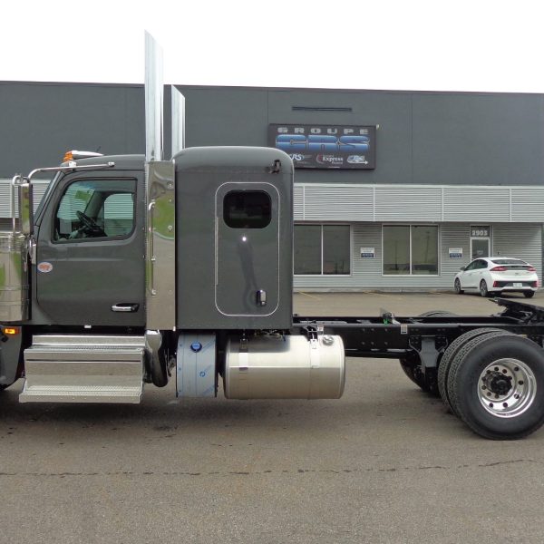 2026 Peterbilt 589 – 14,600 x 46,000 lbs – Multiple units available
