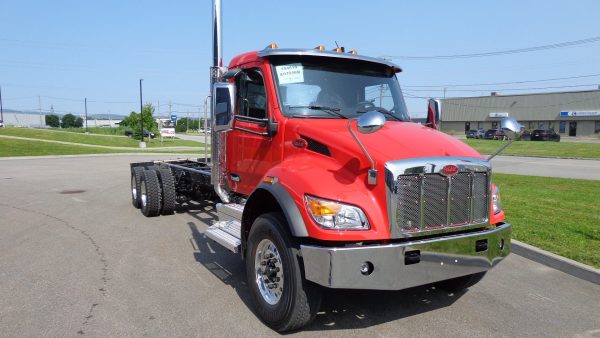 2026 Peterbilt 548 - Rouge Viper