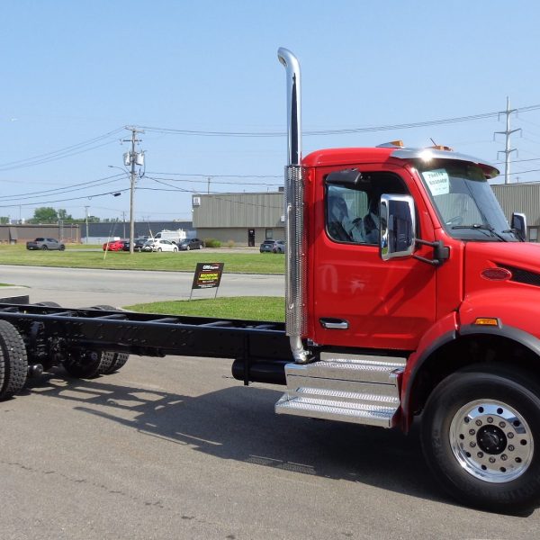 2026 Peterbilt 548 - Rouge Viper