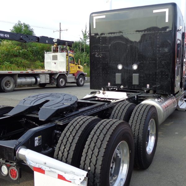2026 Peterbilt 589