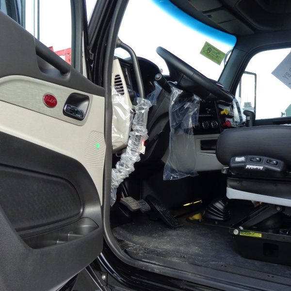 2026 Peterbilt 589
