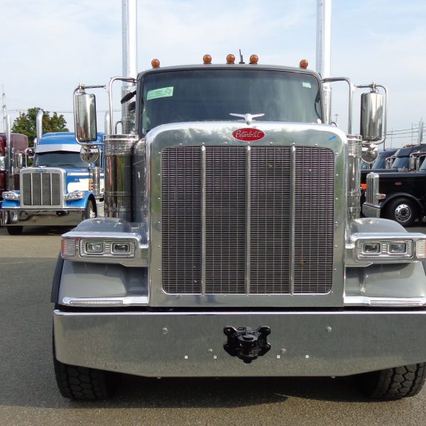 2026 Peterbilt 589 Camion Fardier - Gris