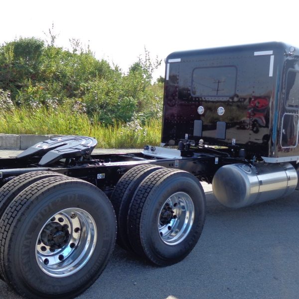2026 Peterbilt 589 Camion Forestier - Noir