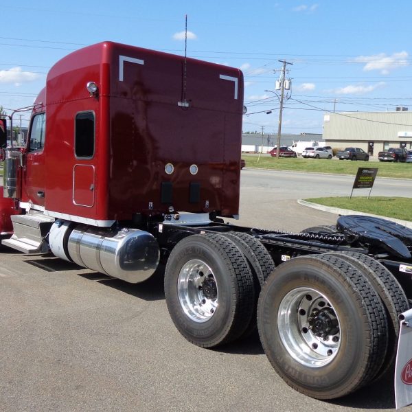 2026 Peterbilt 589 - Rouge flamme