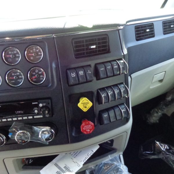 2026 Peterbilt 589 - Blanc