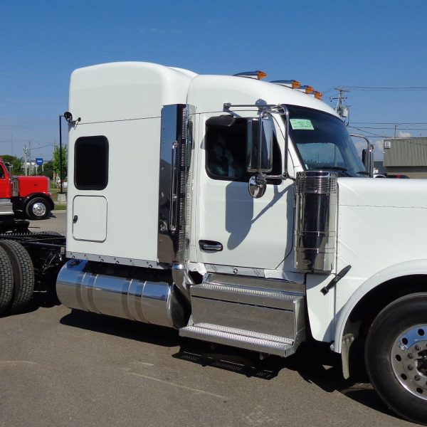 2026 Peterbilt 589 - Blanc