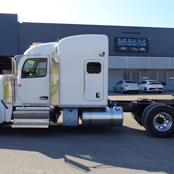 2026 Peterbilt 589 - Blanc