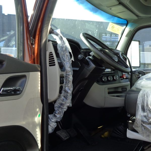 2026 Peterbilt 589