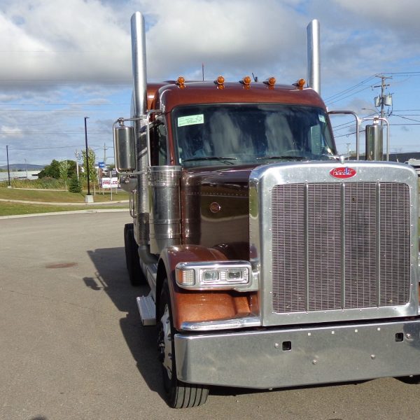 2026 Peterbilt 589