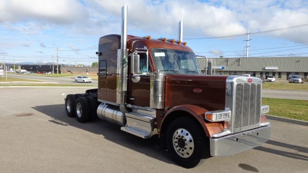 2026 Peterbilt 589
