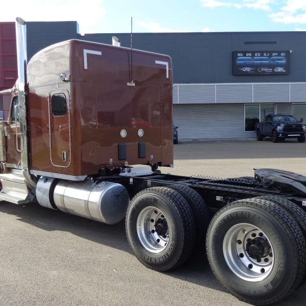 2026 Peterbilt 589