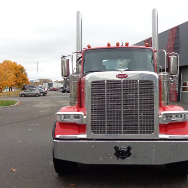 2026 Peterbilt 589 – Camion fardier Day Cab