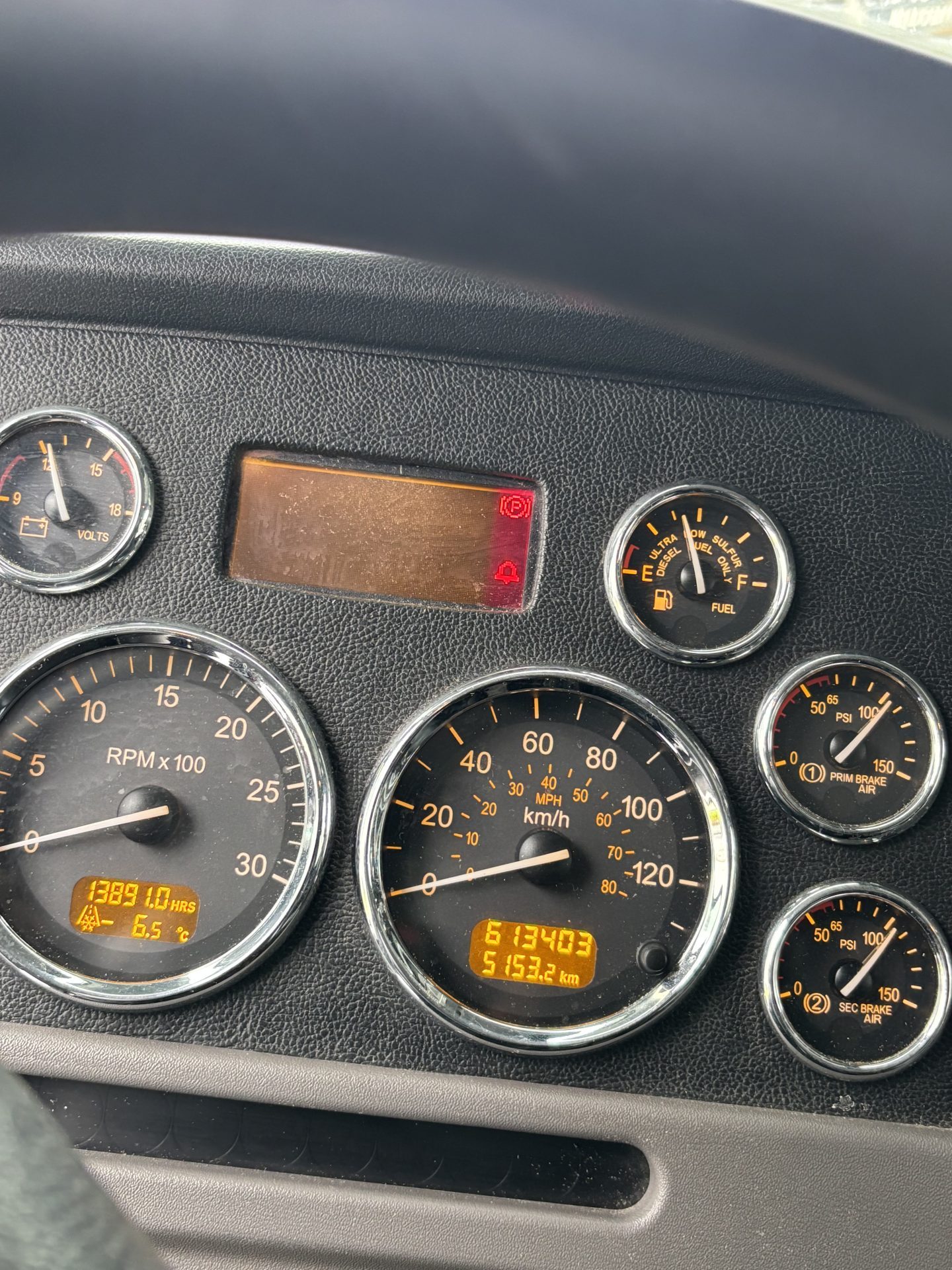 2022 Peterbilt 389 14,6 x 46.000 lbs FULL LOCK